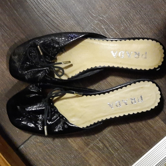 Prada Black Women's Shoes - Picture 1 of 7